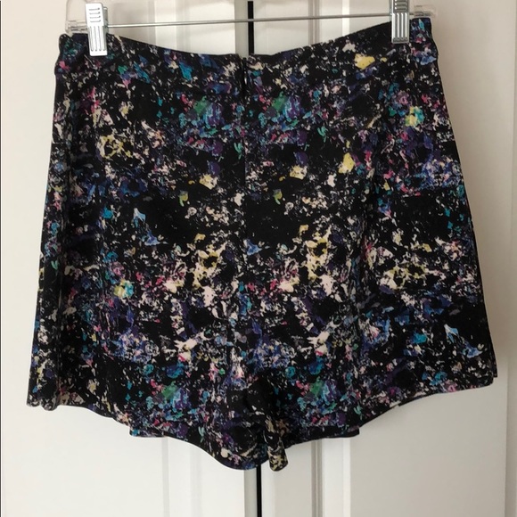 Skort - Picture 2 of 2